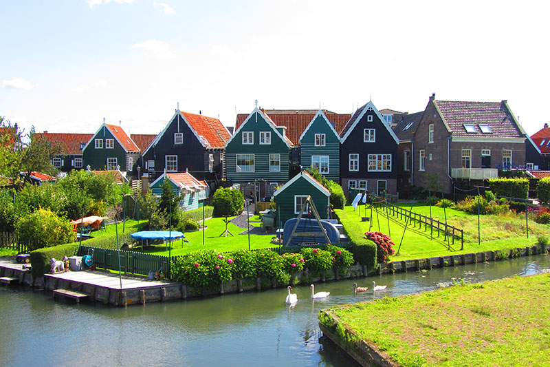 Pueblo de Marken en las Postales de Holanda.