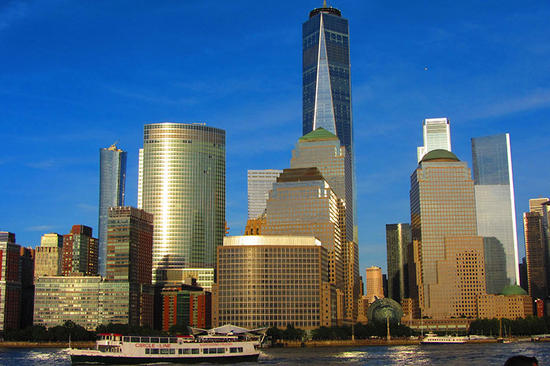 Skyline con rascacielos en Nueva York