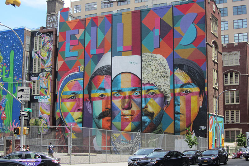 Mural emigrantes de la Isla de Ellis en Nueva York