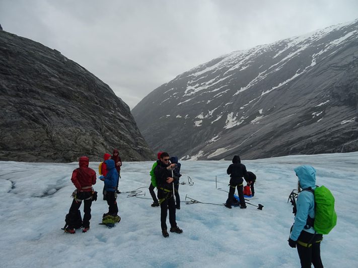 Excursión por el glaciar Nigardsbreen en Noruega