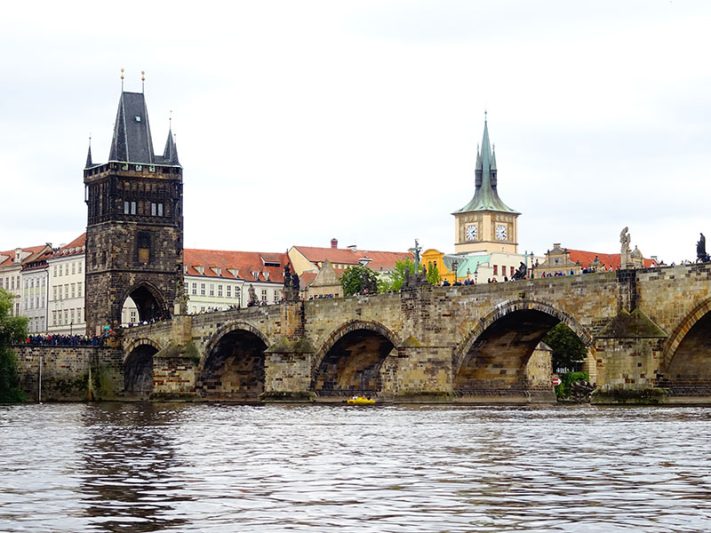 Puente de Carlos en Praga