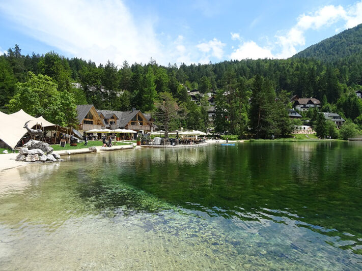 Lago Jasna en Eslovenia