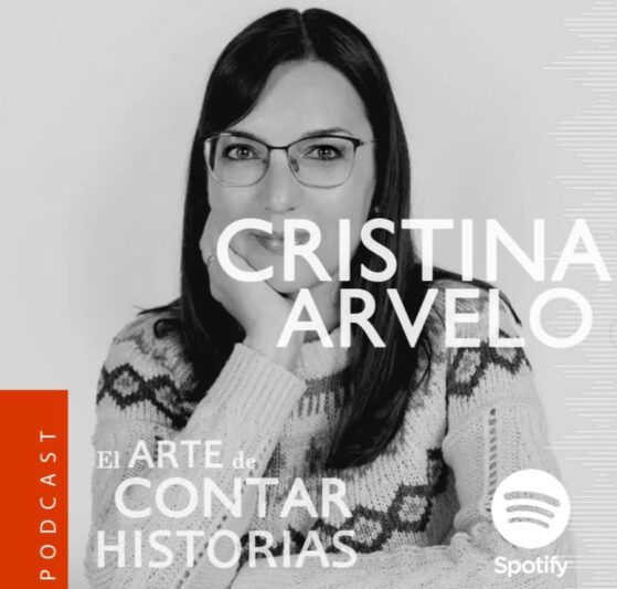 Cristina Arvelo en el pódcast "El arte de contar historias" que presenta el escritor León Rico