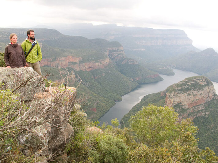Itziar Marcotegui y Pablo Strubell en Blyde River Canyon (Sudáfrica).