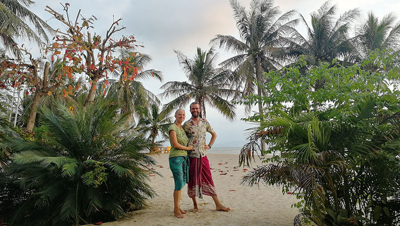Itziar y Pablo en Phuket en Tailandia