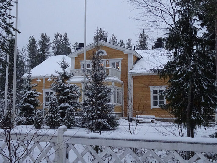 Casa nevada en Rovaniemi