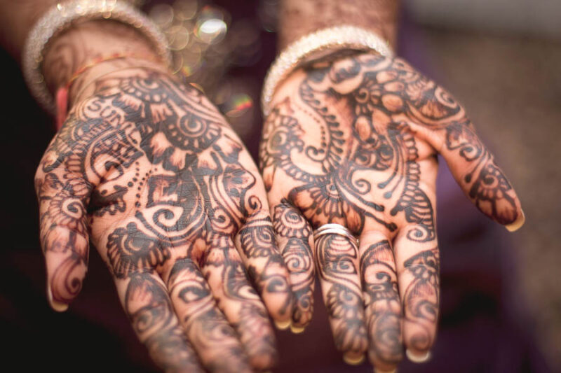 Tatuaje de Henna en las manos