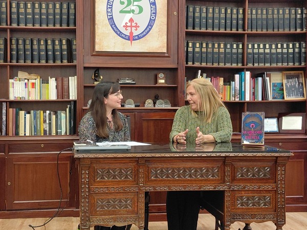 Presentación de la novela de Verónica Ramírez por Cristina Arvelo