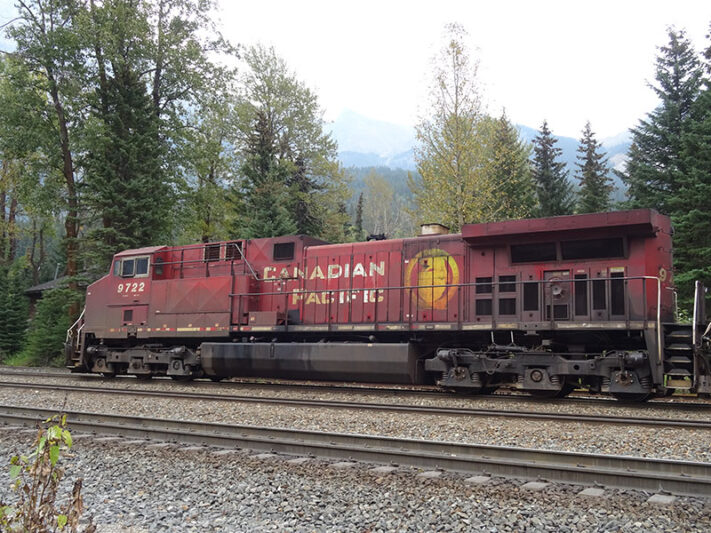 Trenes en las Rocosas de Canadá