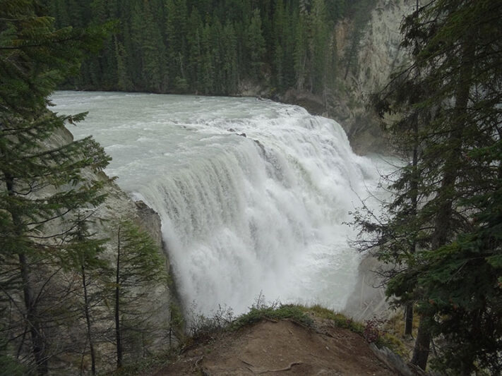 Wapta Falls en Canadá